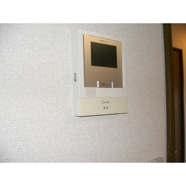  アンプルール リーブル QUATRE