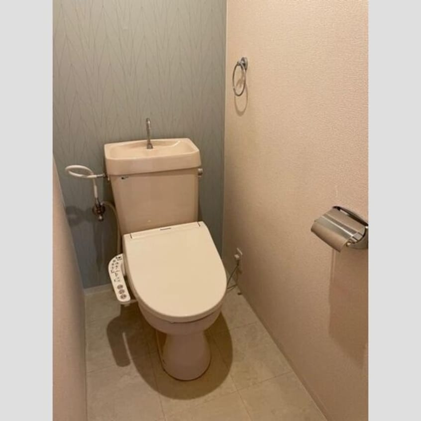  名古屋市営地下鉄鶴舞線/塩釜口駅 バス15分名古屋市営バス「島田」停下車:停歩2分 2階 築37年