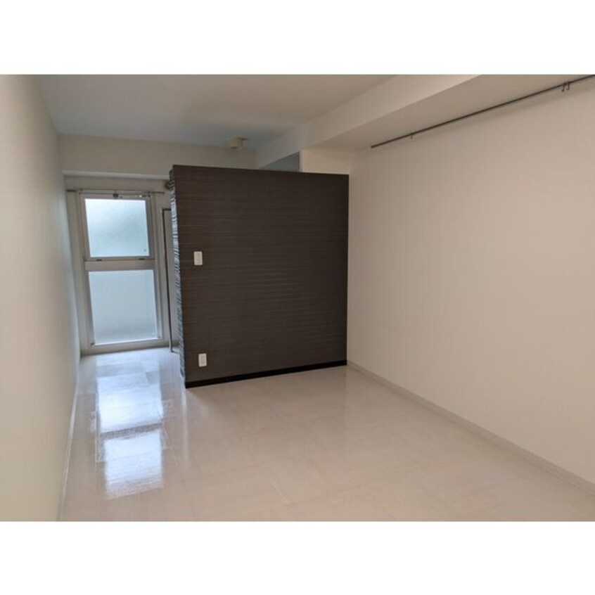 ※写真は同じマンションの違う部屋のものになります。 名古屋市営地下鉄東山線/覚王山駅 徒歩7分 3階 築16年