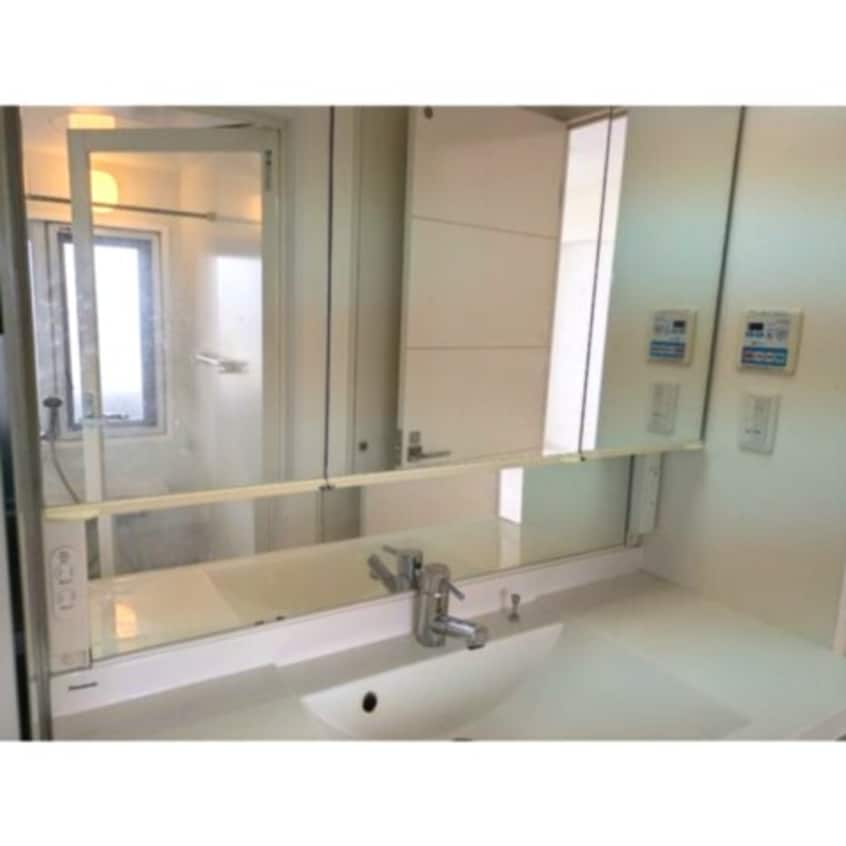 ※写真は同じマンションの違う部屋のものになります。 名古屋市営地下鉄東山線/覚王山駅 徒歩7分 3階 築16年