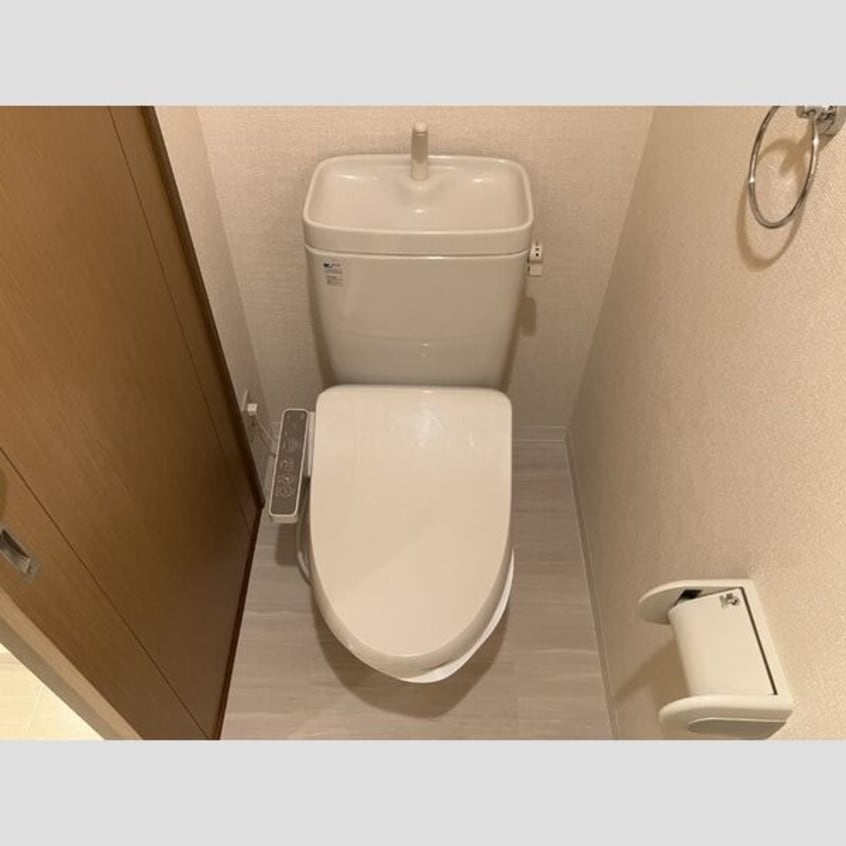  カーサコモダ新舞子　B