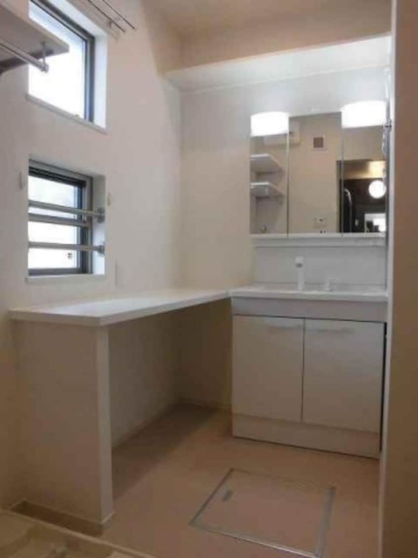 洗面所です コンバーレ　アイヅマⅢ