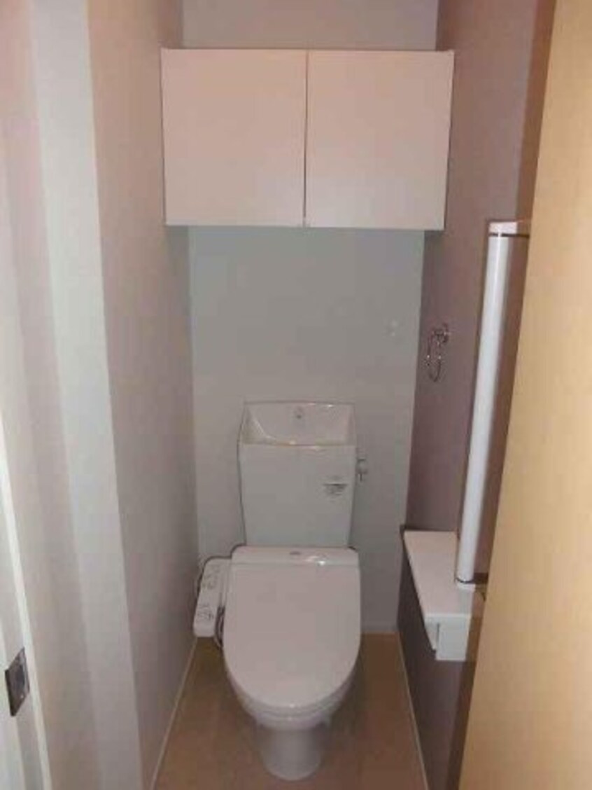 清潔感のあるトイレです コンバーレ　アイヅマⅢ
