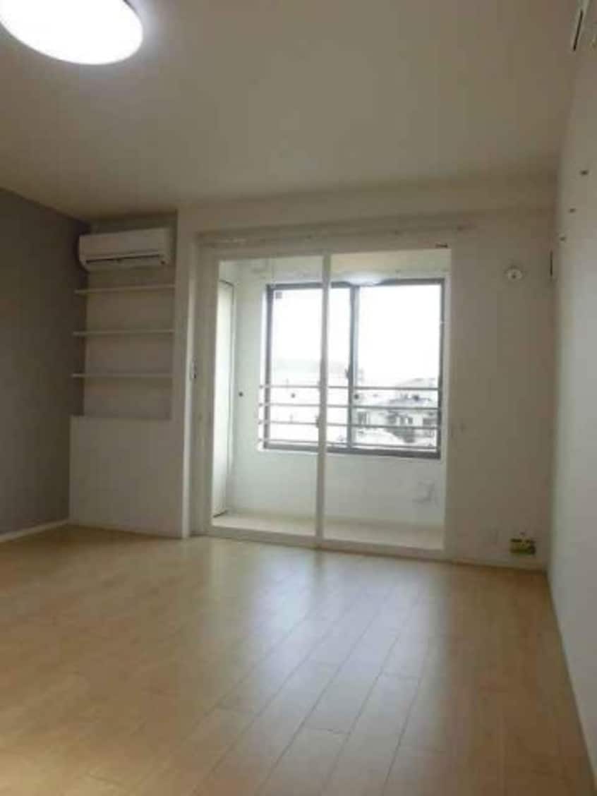 居間です コンバーレ　アイヅマⅢ