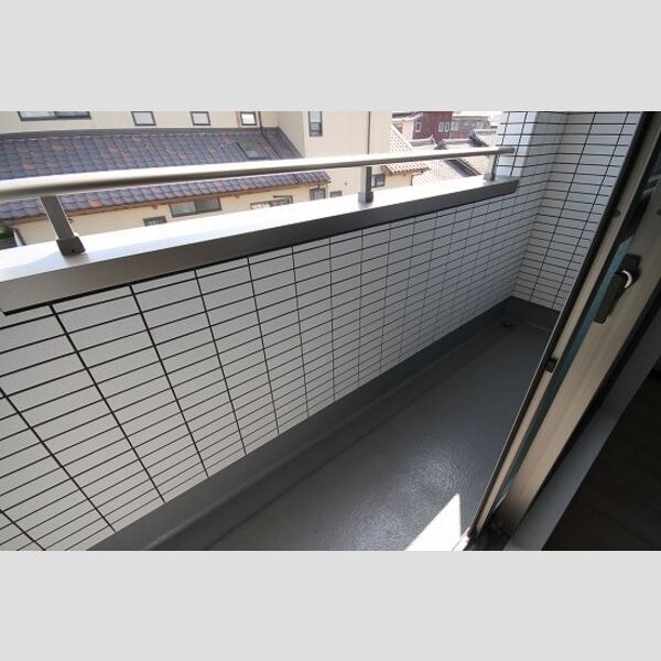 室内写真は別部屋の写真です。 SEBIL