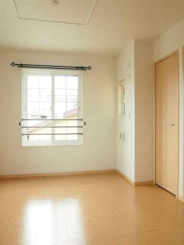 内装は落ち着いています プリマヴェーラ