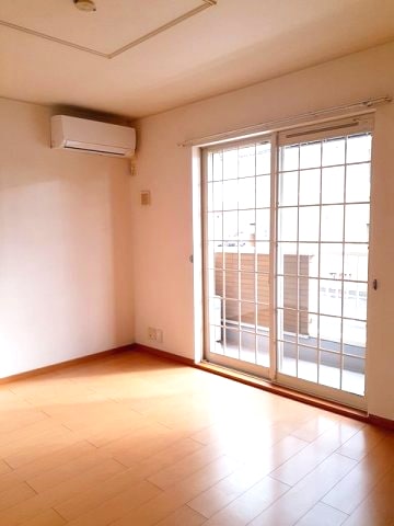 おしゃれな居間です レインボーヒルズⅡ