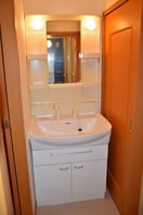 広い洗面スペース ＥＭＥＲＡＬＤ　Ⅱ