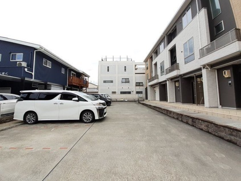  サニーアベニュー