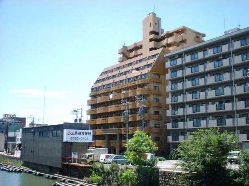  岩井橋ロイヤルハイツ