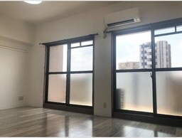 ※写真は同じマンションの違う部屋のものになります。