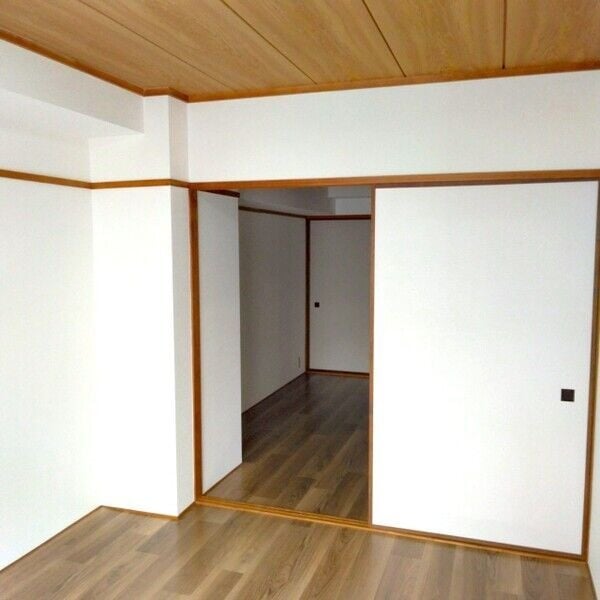  ライオンズマンション栄