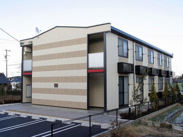  レオパレス根崎