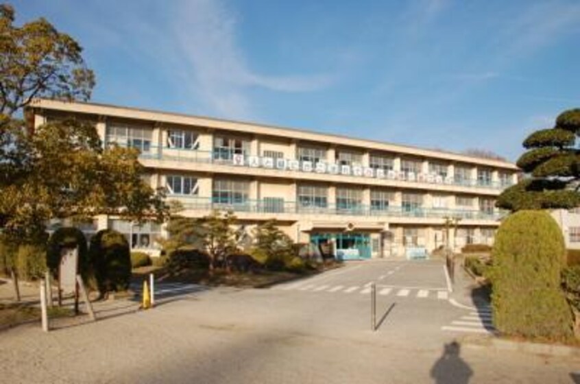 東浦町立藤江小学校(小学校)まで1095m レイ　ヒルズ