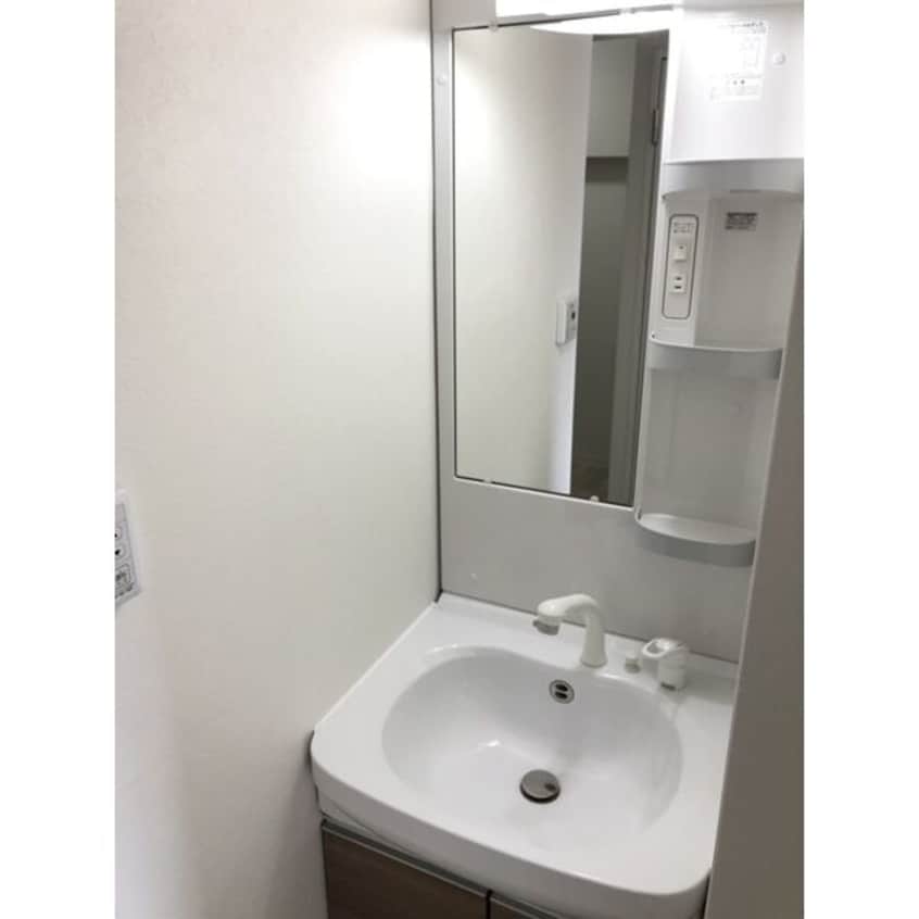  サンパレス植田