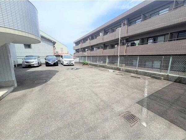  ドミール佐久間