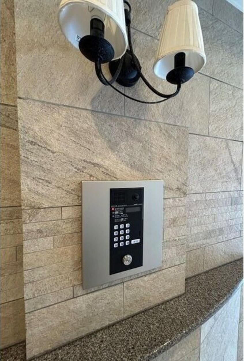  名古屋市営地下鉄東山線/新栄町駅 徒歩9分 9階 築9年