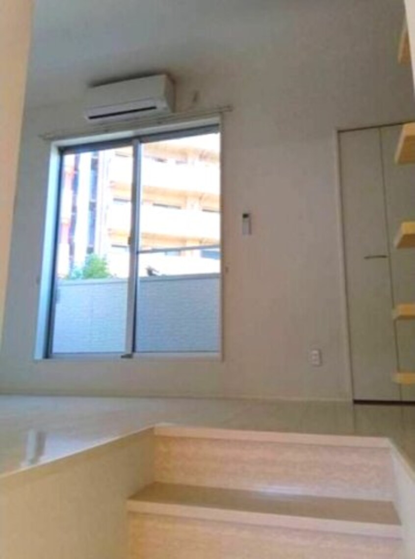  名古屋市営地下鉄名城線/熱田神宮伝馬町駅 徒歩9分 1階 築9年