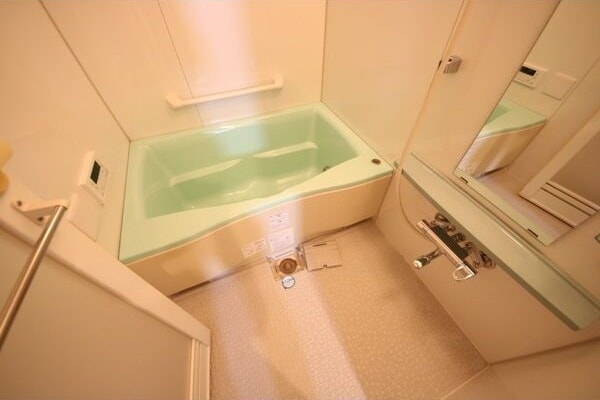  東海道本線/金山駅 徒歩4分 6階 築18年