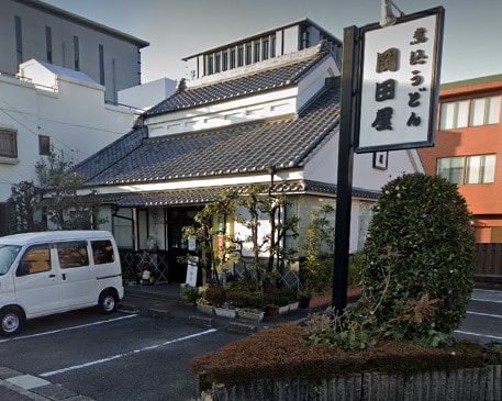 岡田屋(その他飲食（ファミレスなど）)まで383m 名鉄河和線/知多半田駅 徒歩7分 1階 築1年