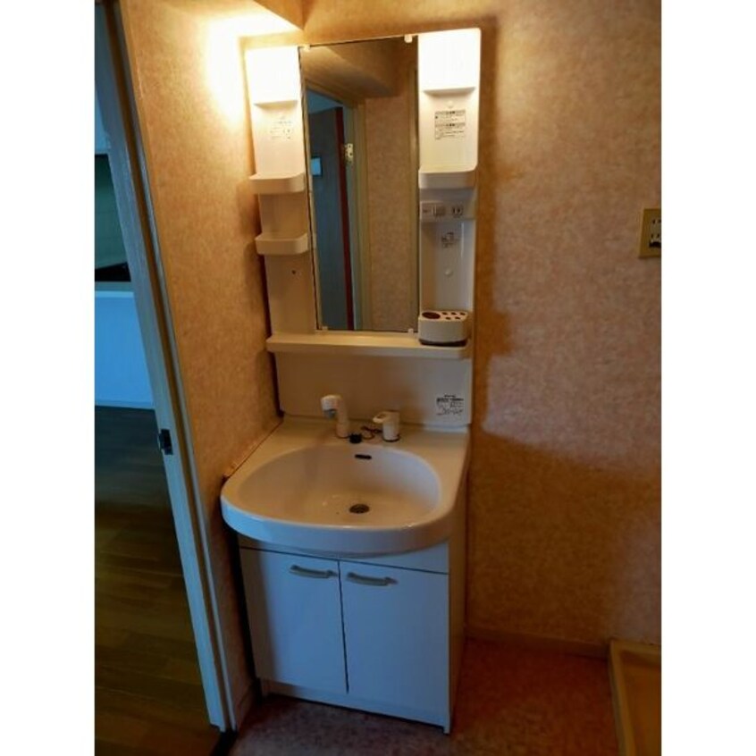  名古屋市営地下鉄東山線/上社駅 徒歩4分 3階 築36年