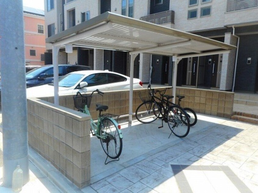  ｆｒｅｓｈｌｙ