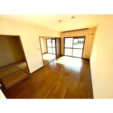  グランドヒルズ入場1番館