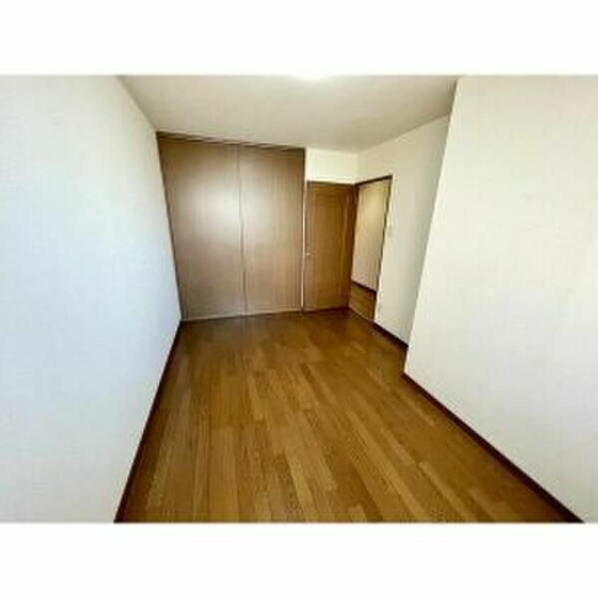  グランドヒルズ入場1番館