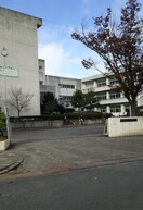 東海市立名和中学校(中学校/中等教育学校)まで1430m 東海道本線/大高駅 徒歩23分 2階 築15年