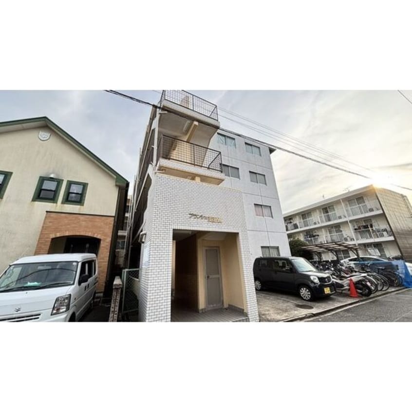  ブランシュ東海通