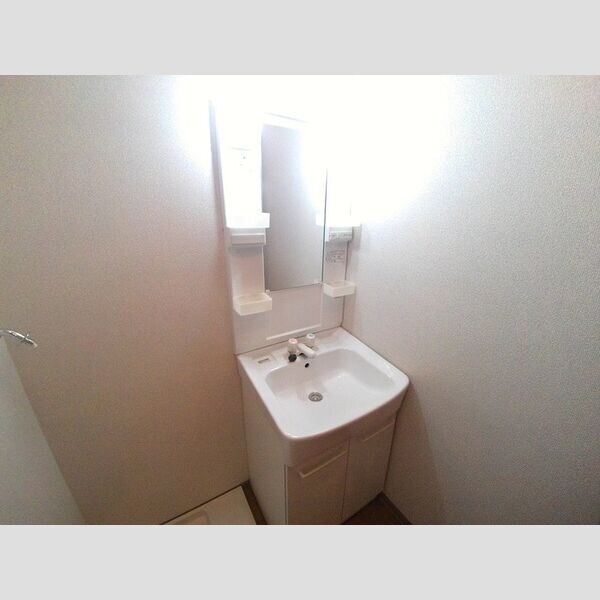  レクセルヒカリ