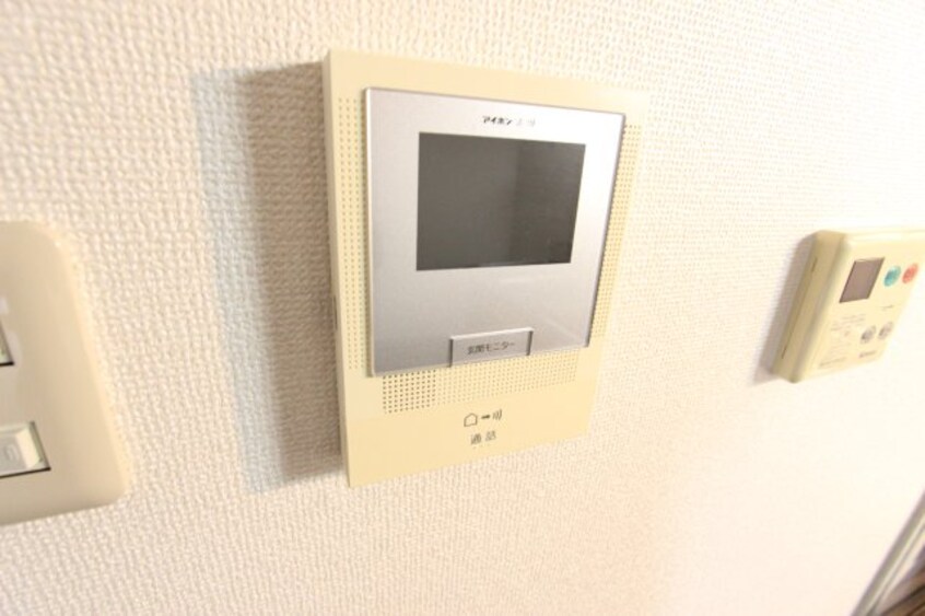  メゾンルミエール