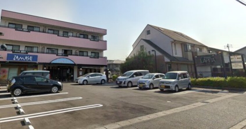 珈琲倶楽部LAPITA(カフェ)まで189m グランフォート新知台