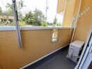外からの目が気にならないバルコニーで洗濯物が干せます カルバンラゴ