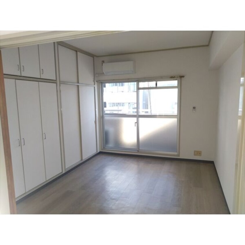 ※写真は同じマンションの違う部屋のものになります。 シティライフ栄