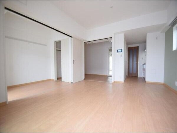  クレストタワー栄