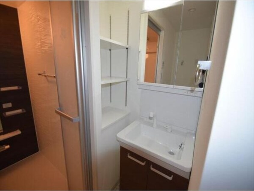  クレストタワー栄