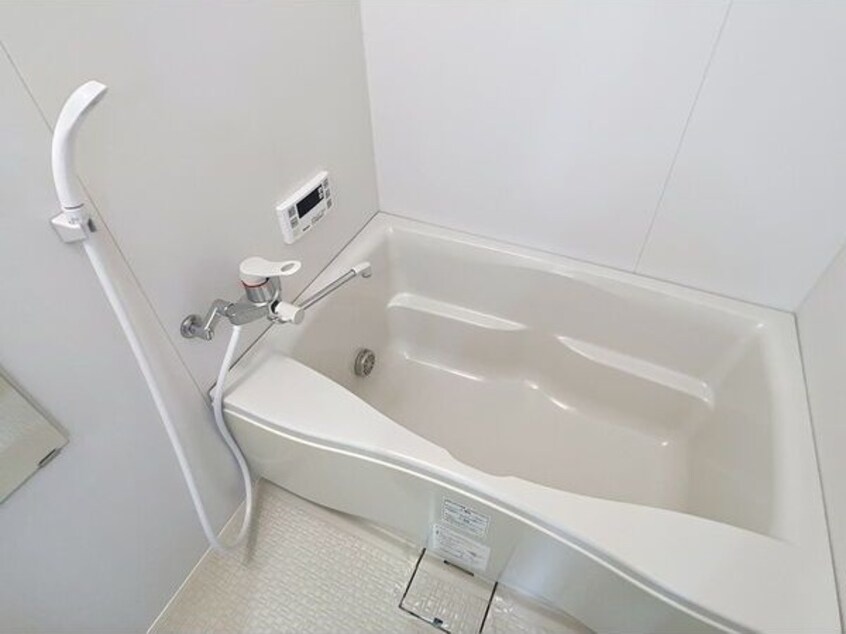 ※写真は同じマンションの違う部屋のものになります。 セントラルコート千代田