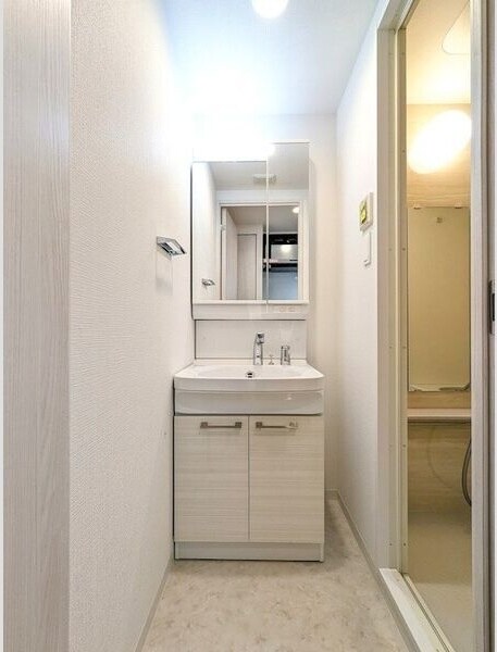  エスリード上前津LIVIA