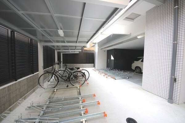  シーズンフラッツ矢場