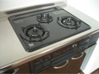  アンプルール　リーブルThree Rings Field