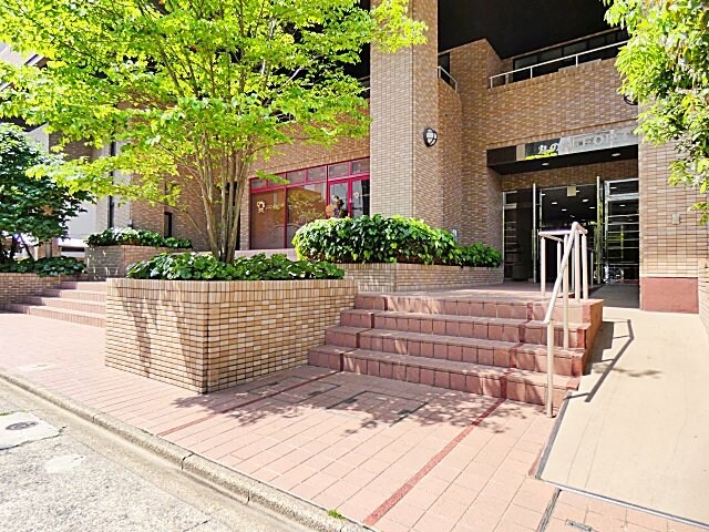  丸の内ＦＯＲＴ