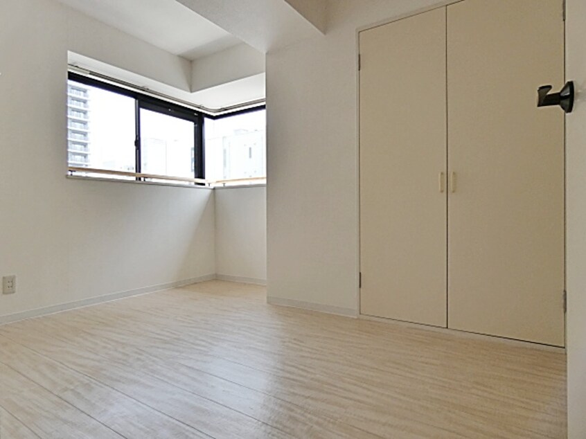  丸の内ＦＯＲＴ