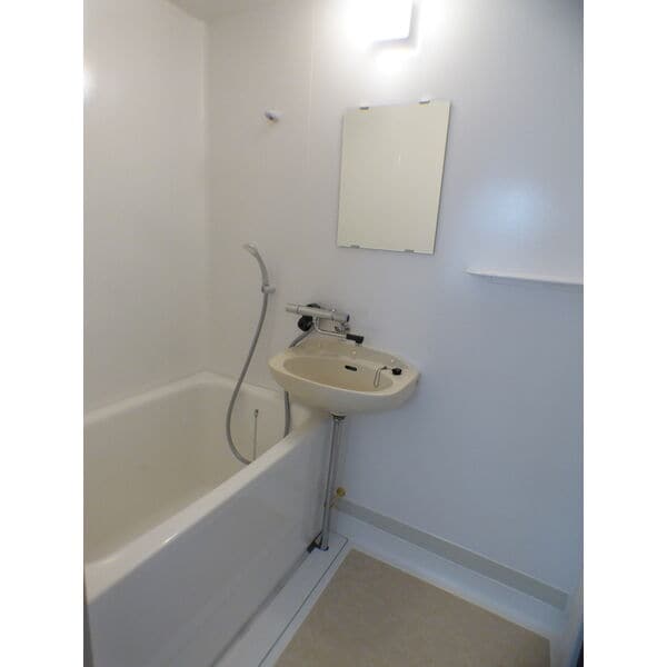  名古屋市営地下鉄東山線/本郷駅 徒歩34分 1階 築39年