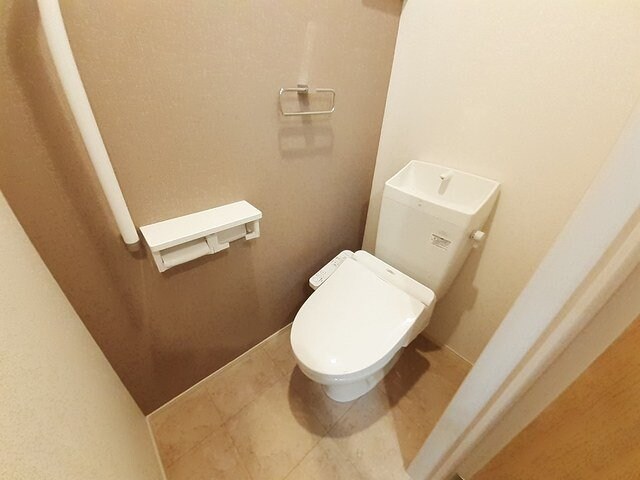  ＢＬＯＳＳＯＭ