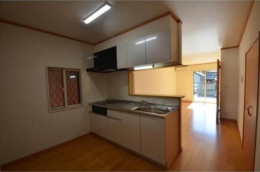  西区児玉2丁目戸建賃貸