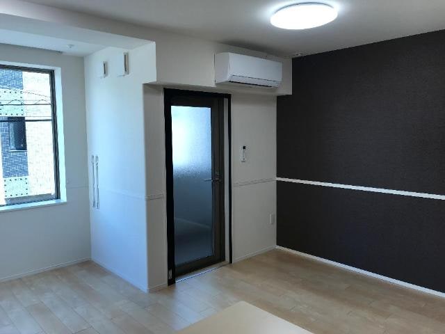 リビング クレシア吹上