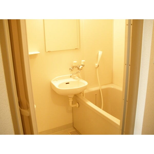  名鉄常滑線・空港線/古見駅 徒歩13分 2階 築28年