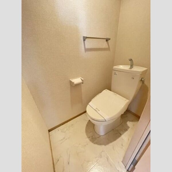  東海道本線/南大高駅 徒歩21分 2階 築20年