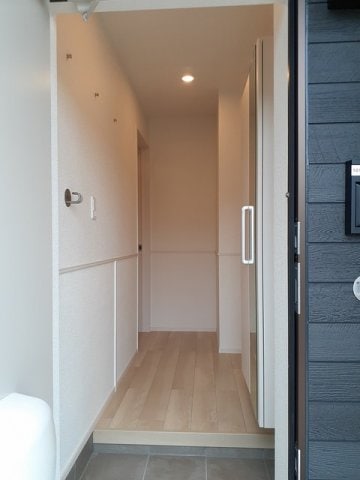 収納もある玄関です ネオ　エルブ　Ⅰ